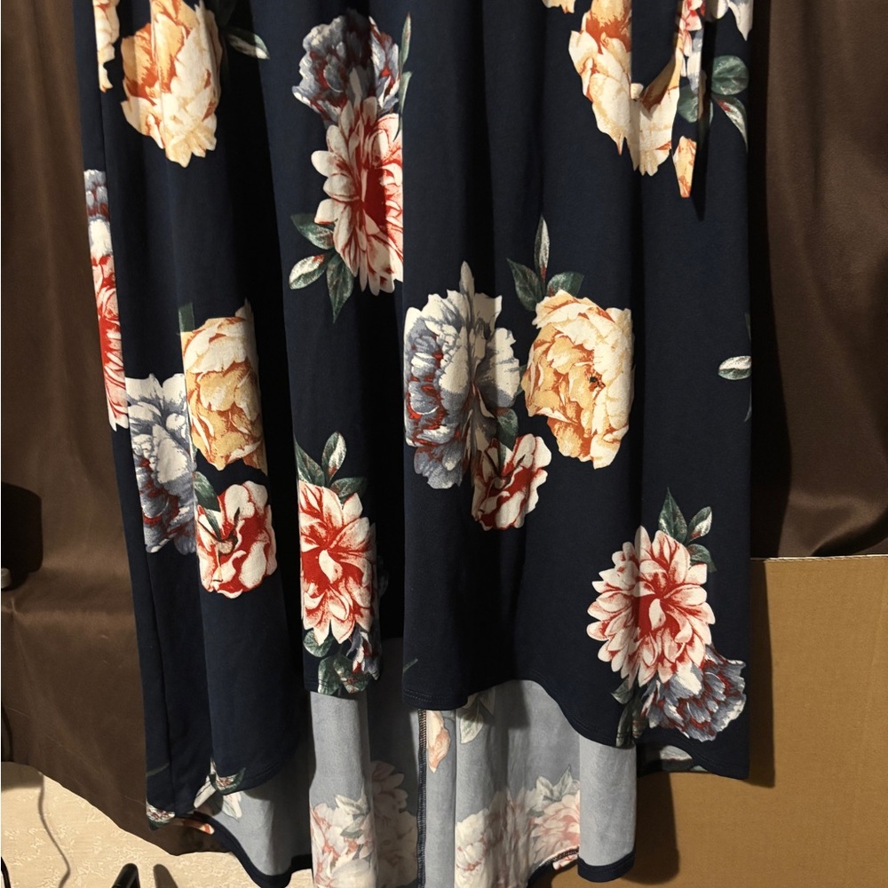 Navy Floral High Low Dress - Picture 6 of 8